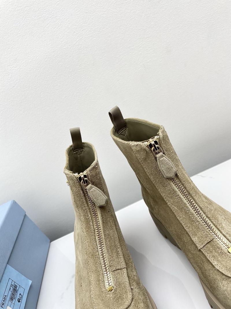 Pra*a boots